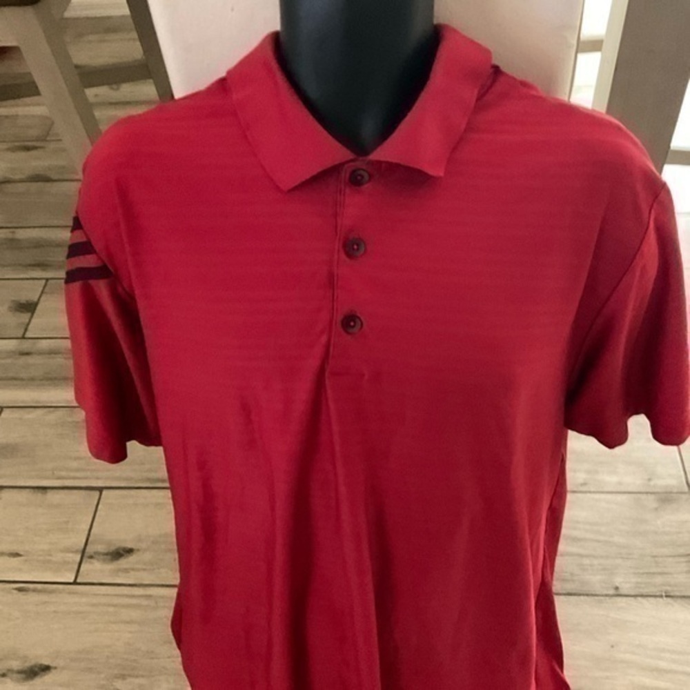 Men’s used size XL red black adidas clima cool golf polo shirt